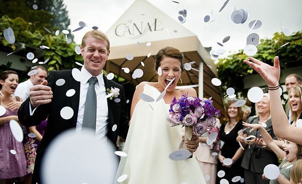 confettis-sortie-de-ceremonie